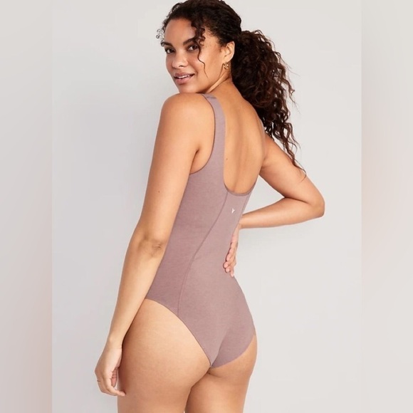 NWT! Lark PowerChill Bodysuit - Size Large Tall 💛 - Picture 1 of 7